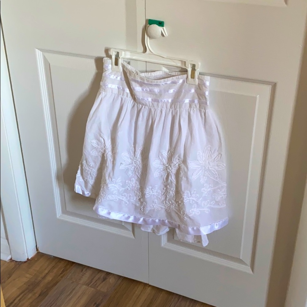 Joe Benbasset White Skirt